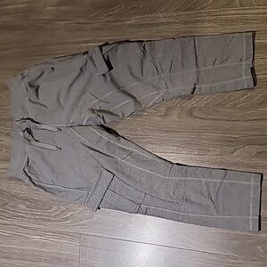 Lululemon Women's Carry and Go Cargo
